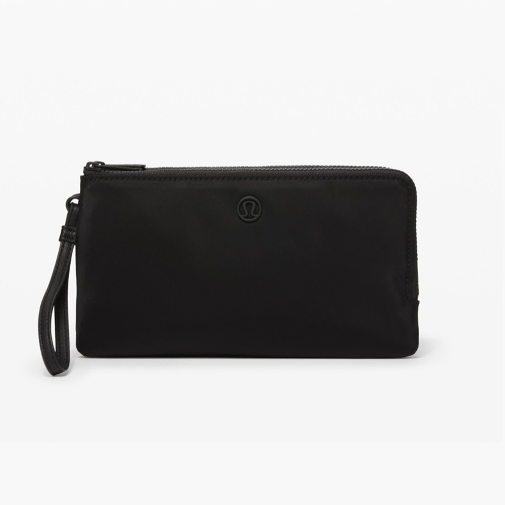 Lululemon double up pouch wallet